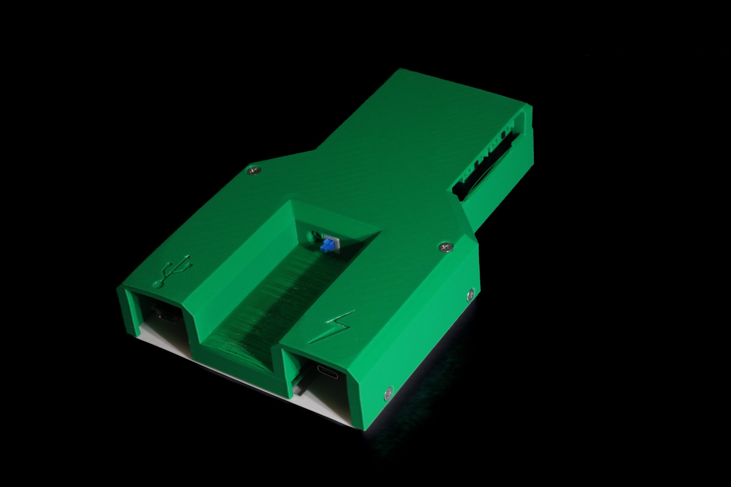 5AE1F215-901D-4EC1-B541-198EDAC30776